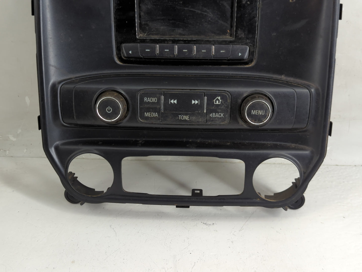 2014 Chevrolet Silverado Radio AM FM Cd Player Receiver Replacement P/N:23176310 Fits OEM Used Auto Parts - Oemusedautoparts
