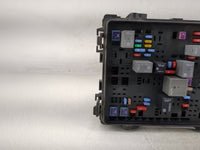2016-2017 Chevrolet Silverado Fusebox Fuse Box Panel Relay Module P/N:22798215 Fits Fits 2016 2017 OEM Used Auto Parts - Oem