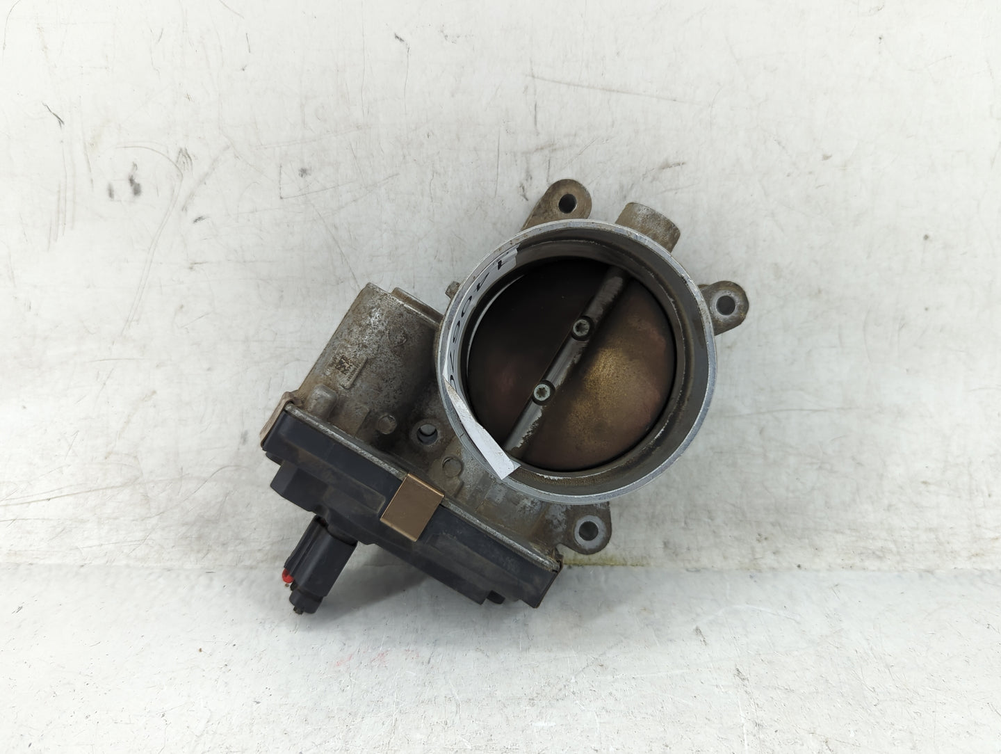 2014-2022 Chevrolet Silverado Throttle Body P/N:12617792 Fits Fits 2014 2015 2016 2017 2018 2019 2020 2021 2022 OEM Used Aut