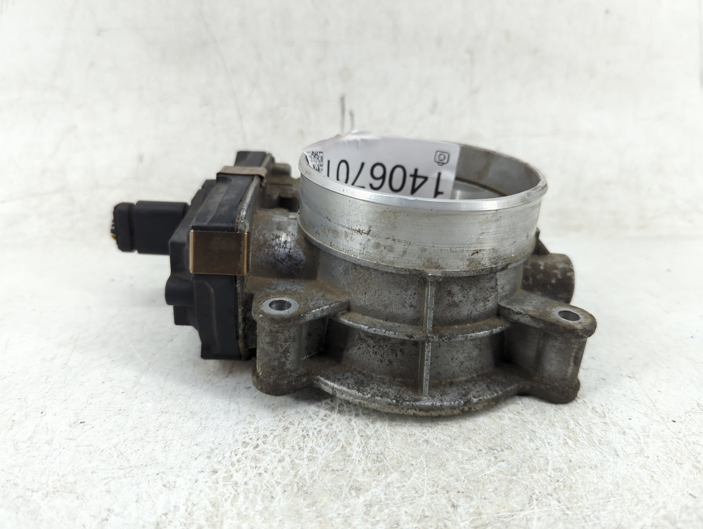2014-2022 Chevrolet Silverado Throttle Body P/N:12617792 Fits Fits 2014 2015 2016 2017 2018 2019 2020 2021 2022 OEM Used Aut