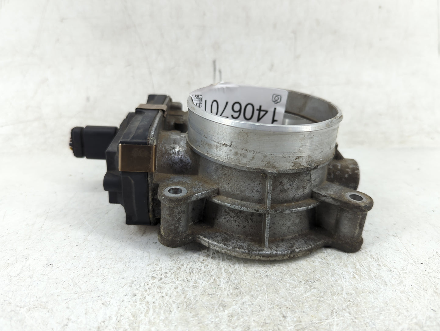 2014-2022 Chevrolet Silverado Throttle Body P/N:12617792 Fits Fits 2014 2015 2016 2017 2018 2019 2020 2021 2022 OEM Used Aut