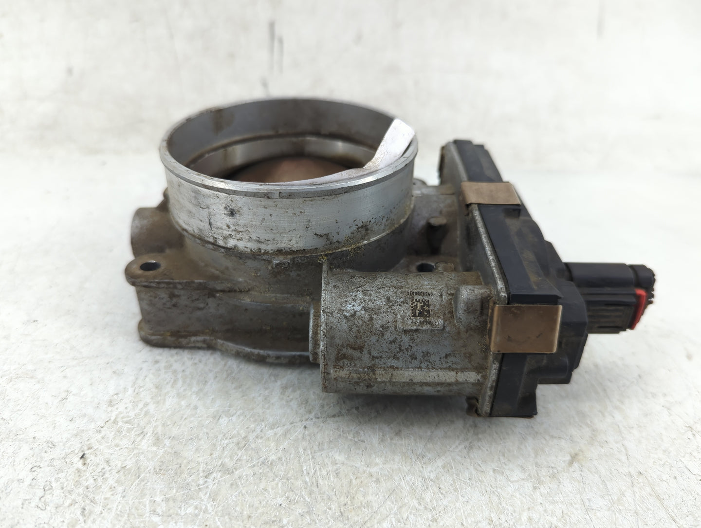 2014-2022 Chevrolet Silverado Throttle Body P/N:12617792 Fits Fits 2014 2015 2016 2017 2018 2019 2020 2021 2022 OEM Used Aut