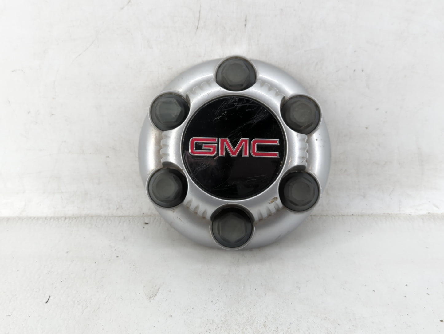 2014 Chevrolet Silverado Rim Wheel Center Cap Silver - Oemusedautoparts1.com