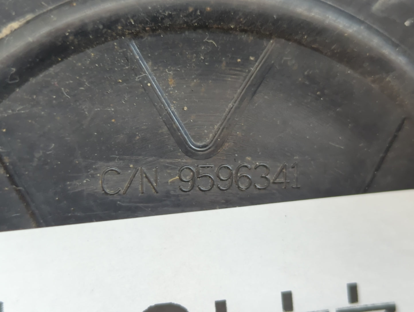 2014 Chevrolet Silverado Rim Wheel Center Cap - Oemusedautoparts1.com