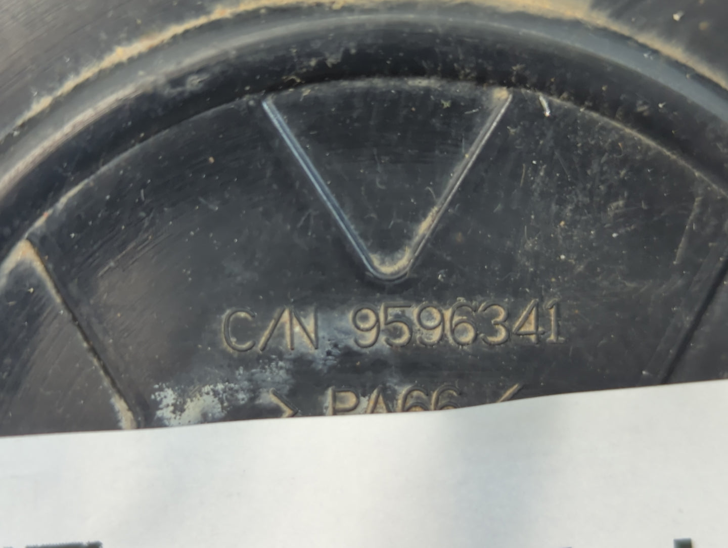 2014 Chevrolet Silverado Rim Wheel Center Cap - Oemusedautoparts1.com