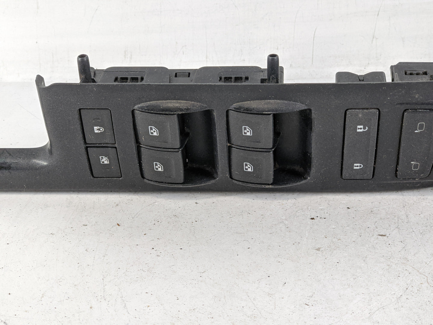 2014-2019 Chevrolet Silverado 1500 Master Power Window Switch Replacement Driver Side Left P/N:23154700 Fits OEM Used Auto P