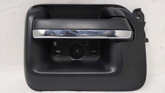 compare product 2014 Chevrolet Silverado 1500 Front Left Door Handle117341