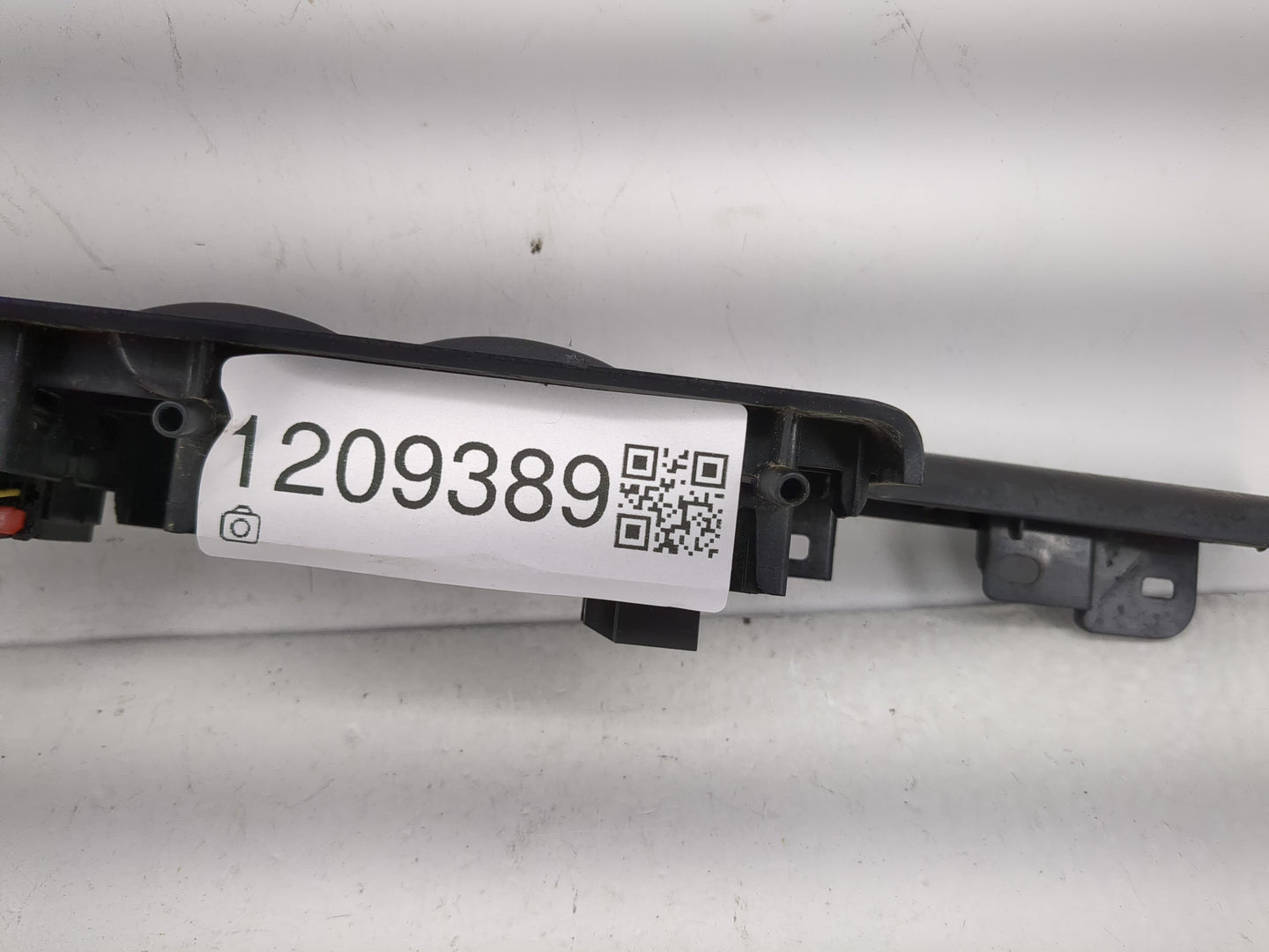 2014-2019 Chevrolet Silverado 1500 Master Power Window Switch Replacement Driver Side Left P/N:23154700 Fits OEM Used Auto P