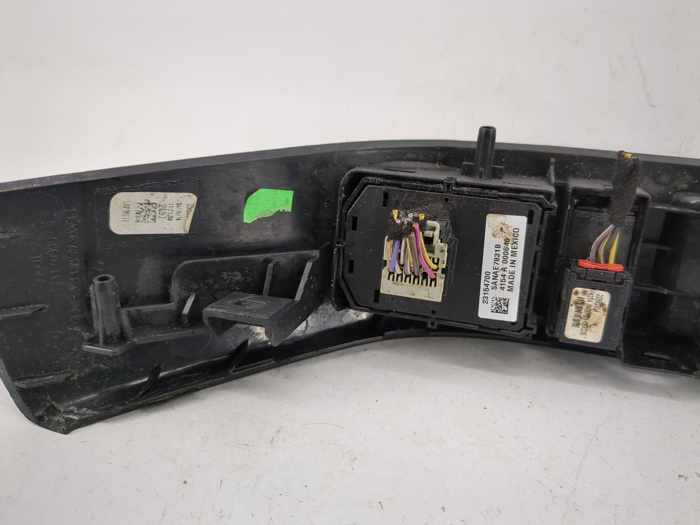 2014-2019 Chevrolet Silverado 1500 Master Power Window Switch Replacement Driver Side Left P/N:23154700 Fits OEM Used Auto P