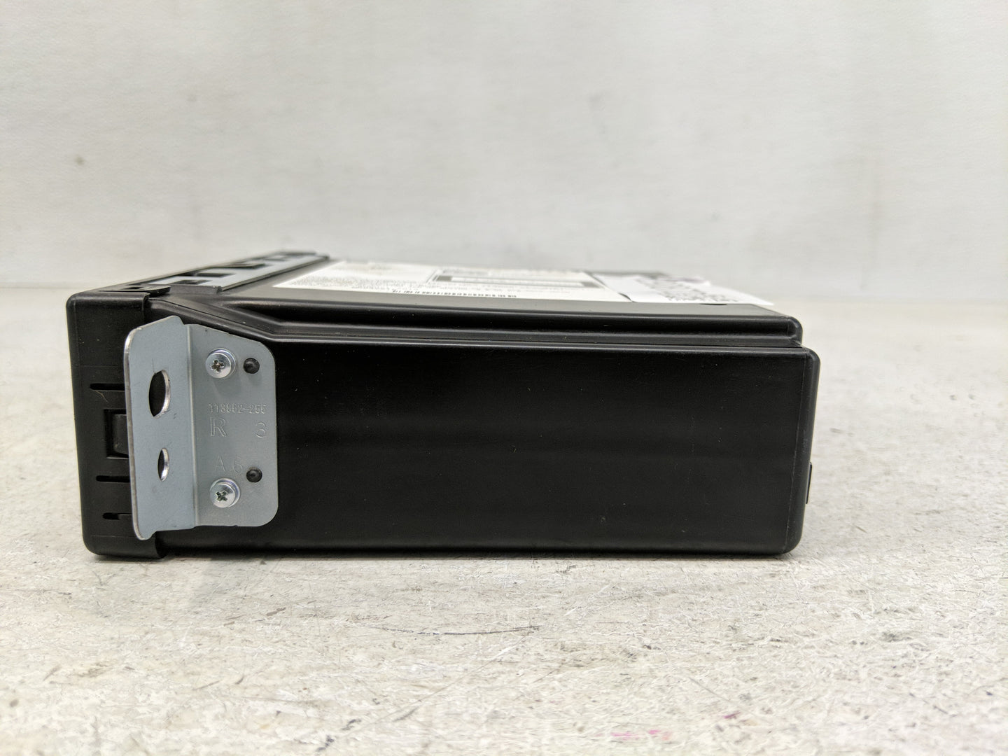 2014 Chevrolet Silverado 1500 Radio AM FM Cd Player Receiver Replacement P/N:812425551 13590747 Fits Fits 2013 2015 OEM Used