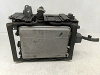 2016-2017 Chevrolet Silverado 1500 Fusebox Fuse Box Panel Relay Module Fits Fits 2016 2017 OEM Used Auto Parts - Oemusedauto