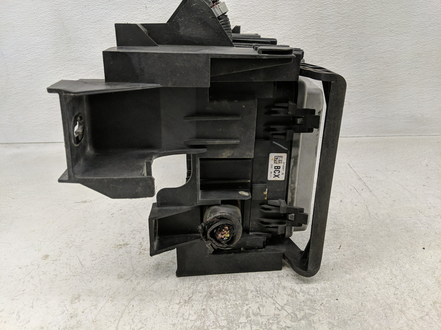 2016-2017 Chevrolet Silverado 1500 Fusebox Fuse Box Panel Relay Module Fits Fits 2016 2017 OEM Used Auto Parts - Oemusedauto