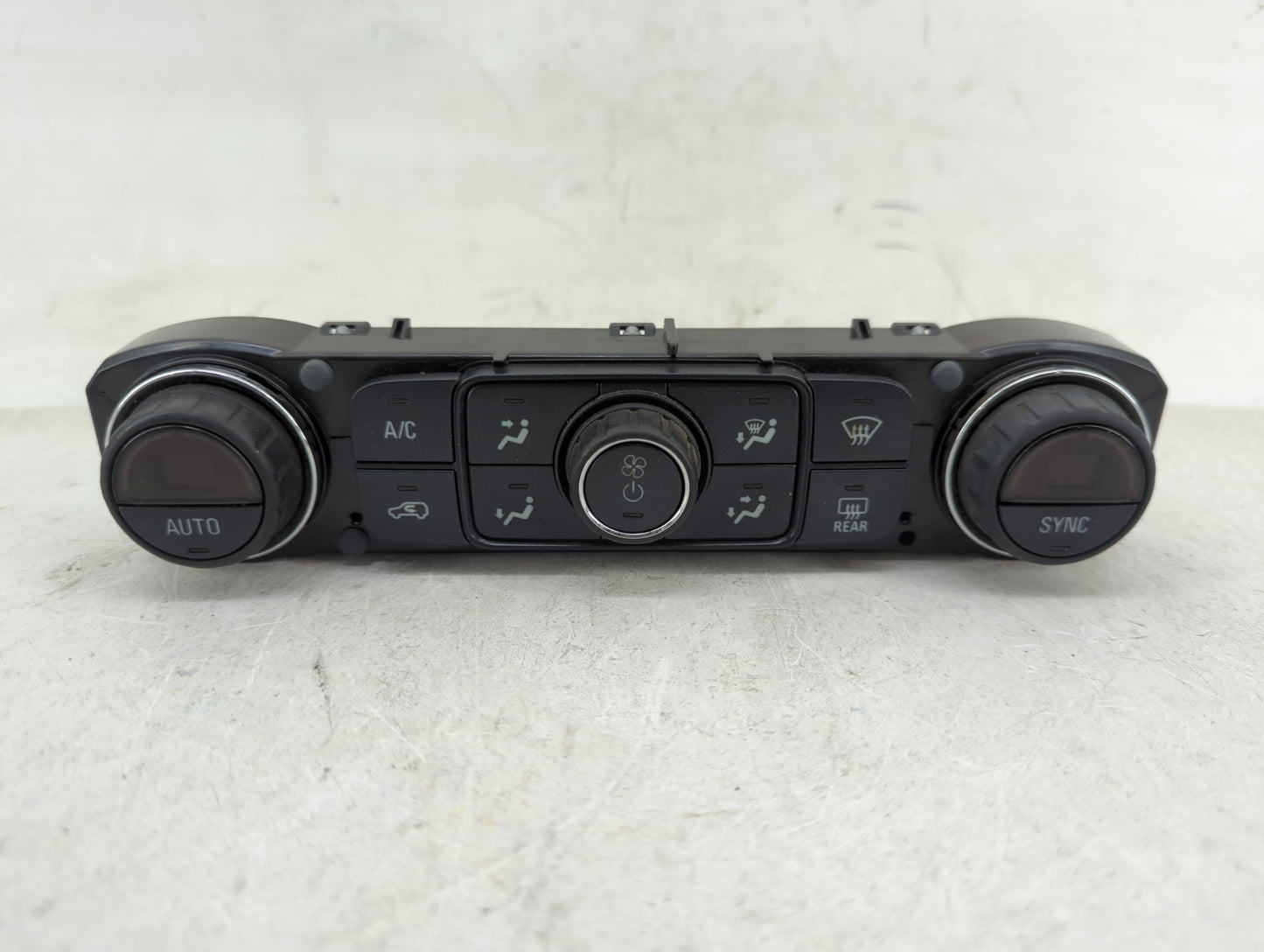 2014-2019 Chevrolet Silverado 1500 Climate Control Module Temperature AC/Heater Replacement P/N:815372982 23176290 Fits OEM 