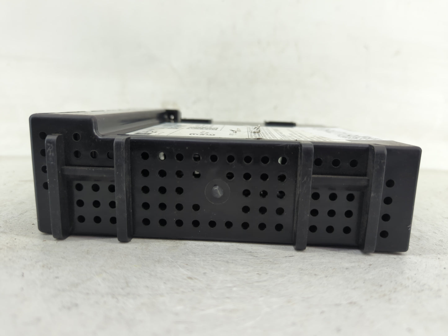 2014 Chevrolet Silverado 1500 Radio AM FM Cd Player Receiver Replacement P/N:13592804 Fits Fits 2013 2015 OEM Used Auto Part