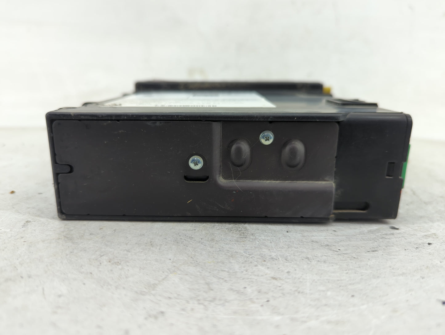 2014 Chevrolet Silverado 1500 Radio AM FM Cd Player Receiver Replacement P/N:812425551 13592804 Fits Fits 2013 2015 OEM Used
