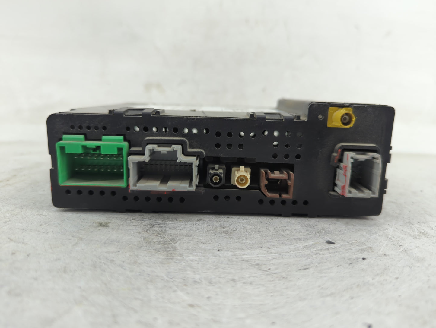 2014 Chevrolet Silverado 1500 Radio AM FM Cd Player Receiver Replacement P/N:812425551 13592804 Fits Fits 2013 2015 OEM Used