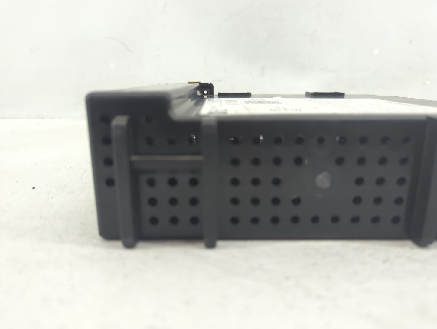 2014 Chevrolet Silverado 1500 Radio AM FM Cd Player Receiver Replacement P/N:13592715 Fits Fits 2013 2015 OEM Used Auto Part