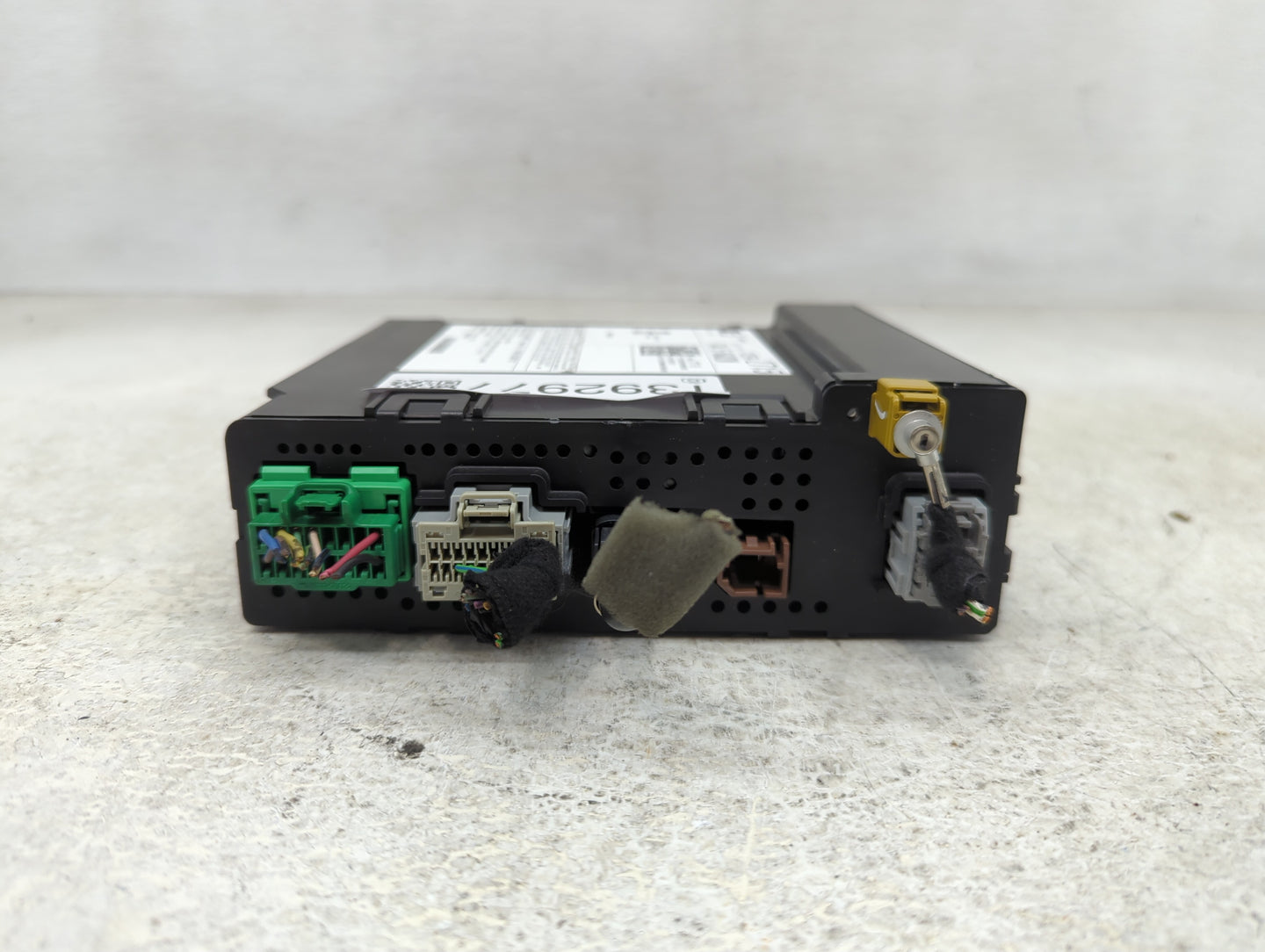 2014 Chevrolet Silverado 1500 Radio AM FM Cd Player Receiver Replacement P/N:13592715 Fits OEM Used Auto Parts - Oemusedauto