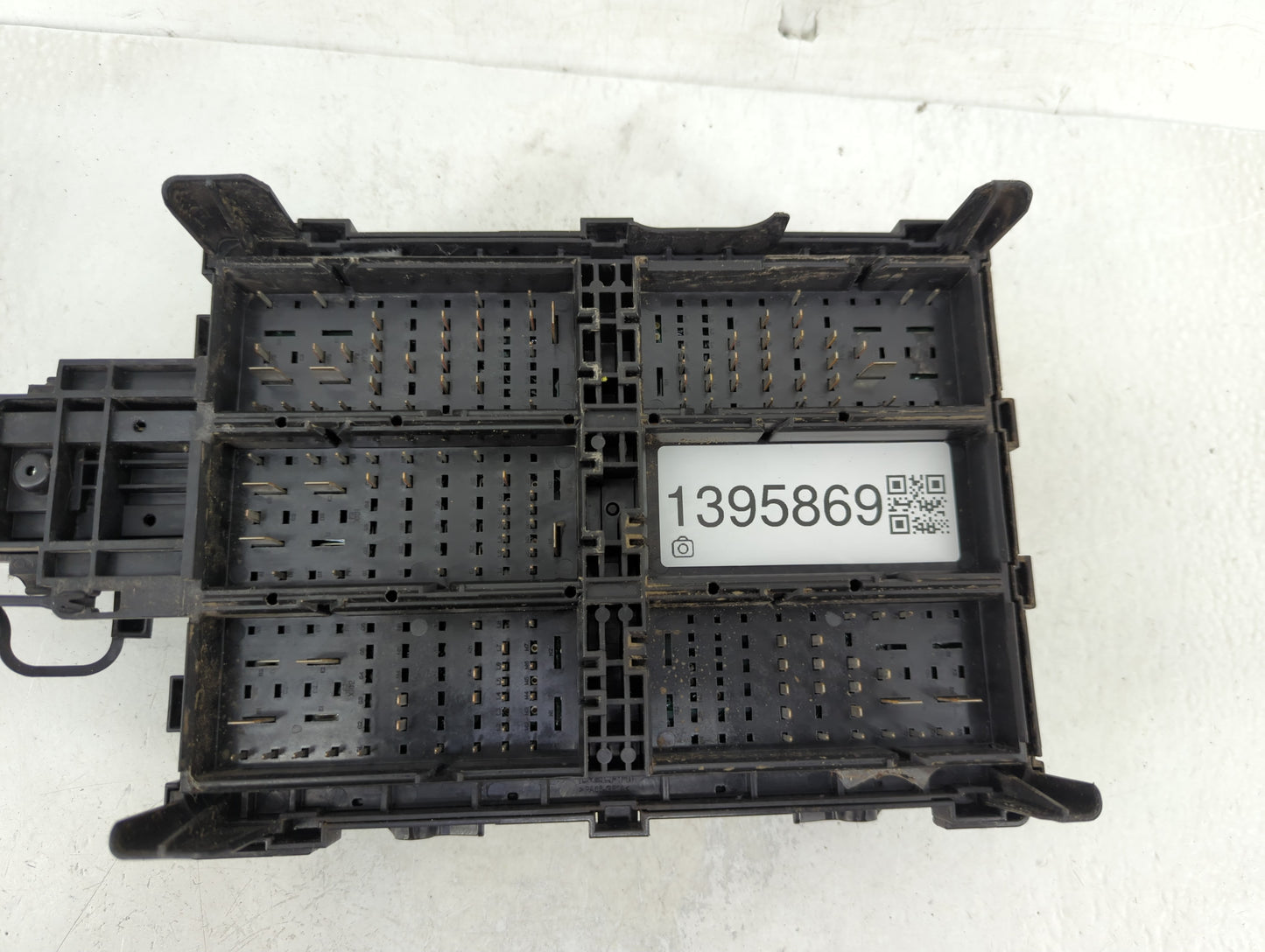 2016-2017 Chevrolet Silverado 1500 Fusebox Fuse Box Panel Relay Module P/N:91200-3Q014 Fits Fits 2016 2017 OEM Used Auto Par