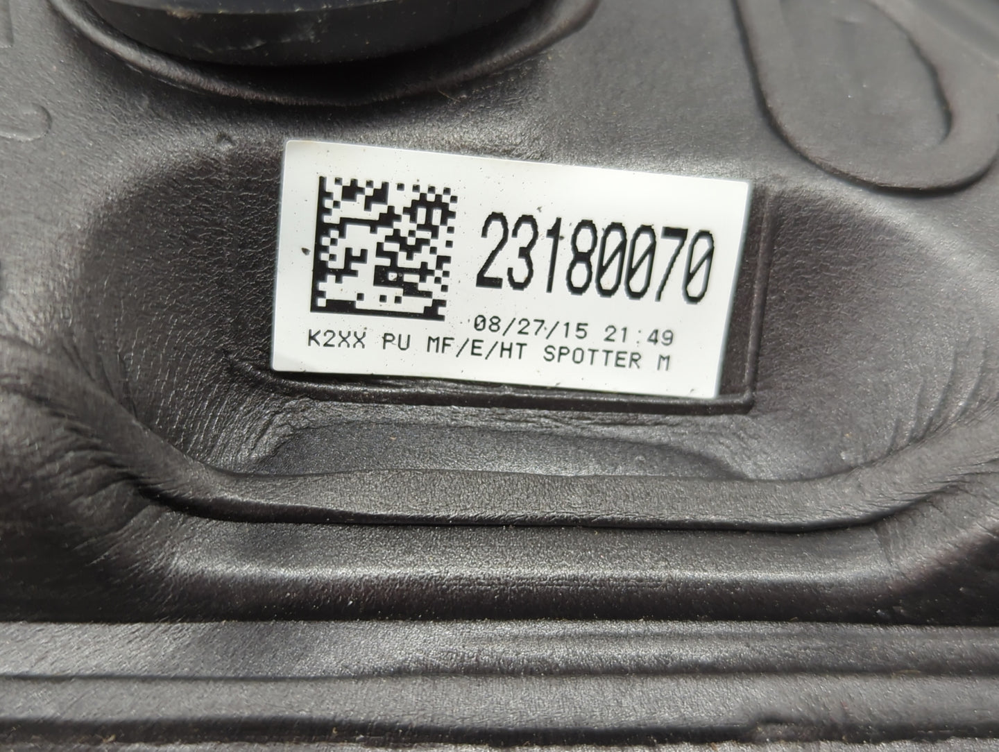 2014-2019 Chevrolet Silverado 1500 Driver Side View Mirror - Left Door Mirror OEM Used - Oemusedautoparts1.com
