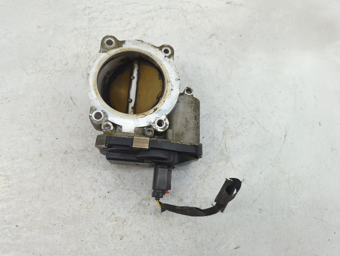 2014-2015 Chevrolet Silverado 1500 Throttle Body P/N:12632171BA Fits Fits 2014 2015 OEM Used Auto Parts - Oemusedautoparts1.