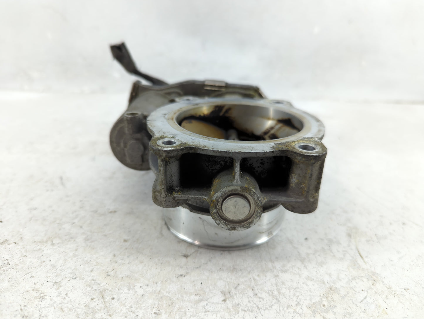2014-2015 Chevrolet Silverado 1500 Throttle Body P/N:12632171BA Fits Fits 2014 2015 OEM Used Auto Parts - Oemusedautoparts1.