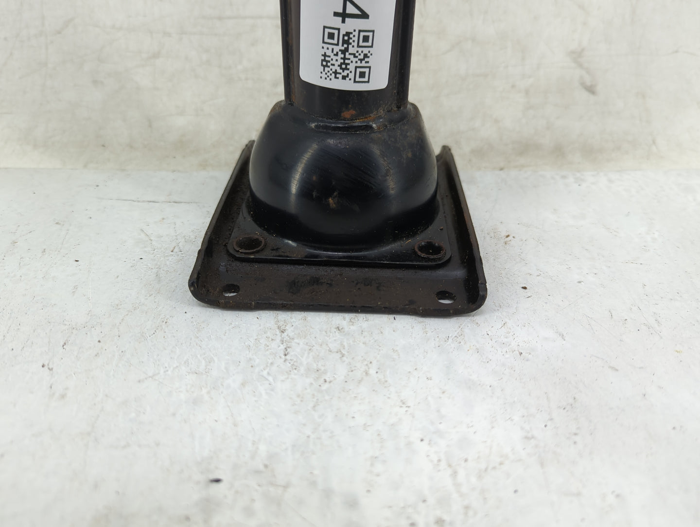 2014 Chevrolet Silverado 1500 Spare Scissor Car Jack - Oemusedautoparts1.com