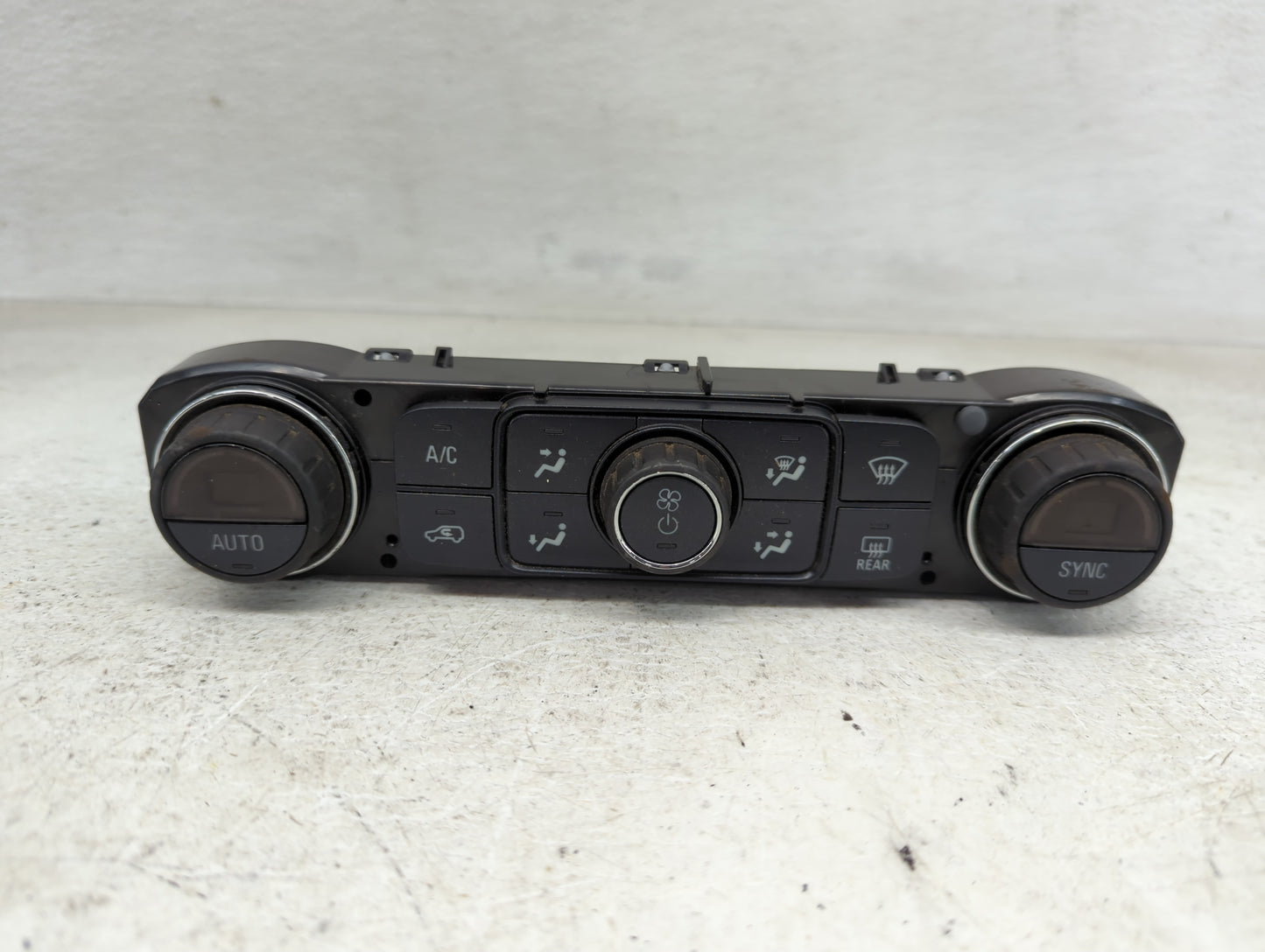 2014-2019 Chevrolet Silverado 1500 Climate Control Module Temperature AC/Heater Replacement P/N:815372982 23176290 Fits OEM 