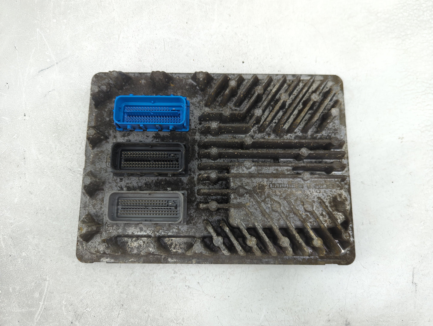 2014-2016 Chevrolet Silverado 1500 PCM Engine Control Computer ECU ECM PCU OEM P/N:12663391 Fits Fits 2014 2015 2016 OEM Use