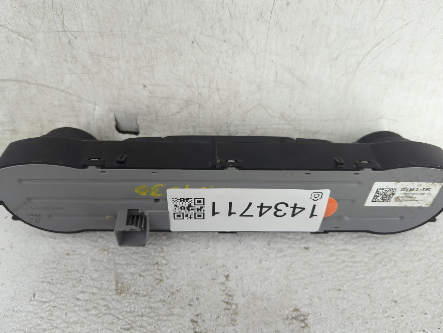 2014-2019 Chevrolet Silverado 1500 Climate Control Module Temperature AC/Heater Replacement P/N:23168146 Fits OEM Used Auto 