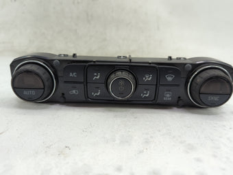 compare product 2014-2019 Chevrolet Silverado 1500 Climate Control Module Temperature AC/Heater Replacement P/N:23176290 Fits OEM Used Auto Parts