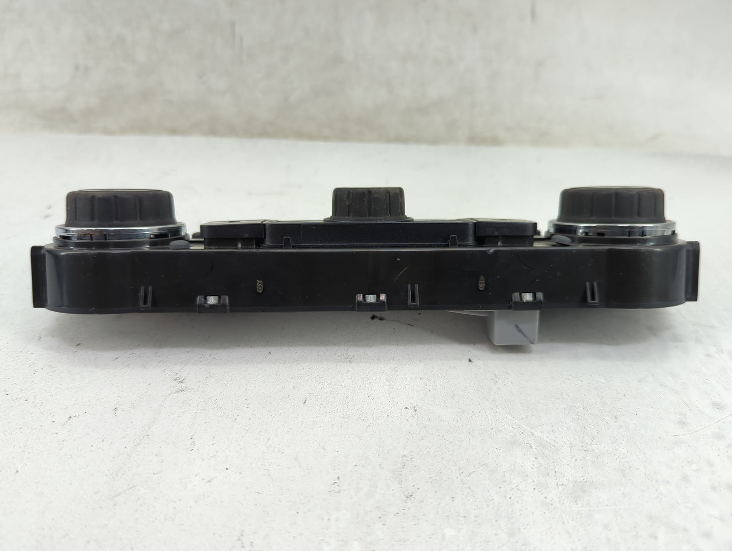 2014-2019 Chevrolet Silverado 1500 Climate Control Module Temperature AC/Heater Replacement P/N:23176290 Fits OEM Used Auto 