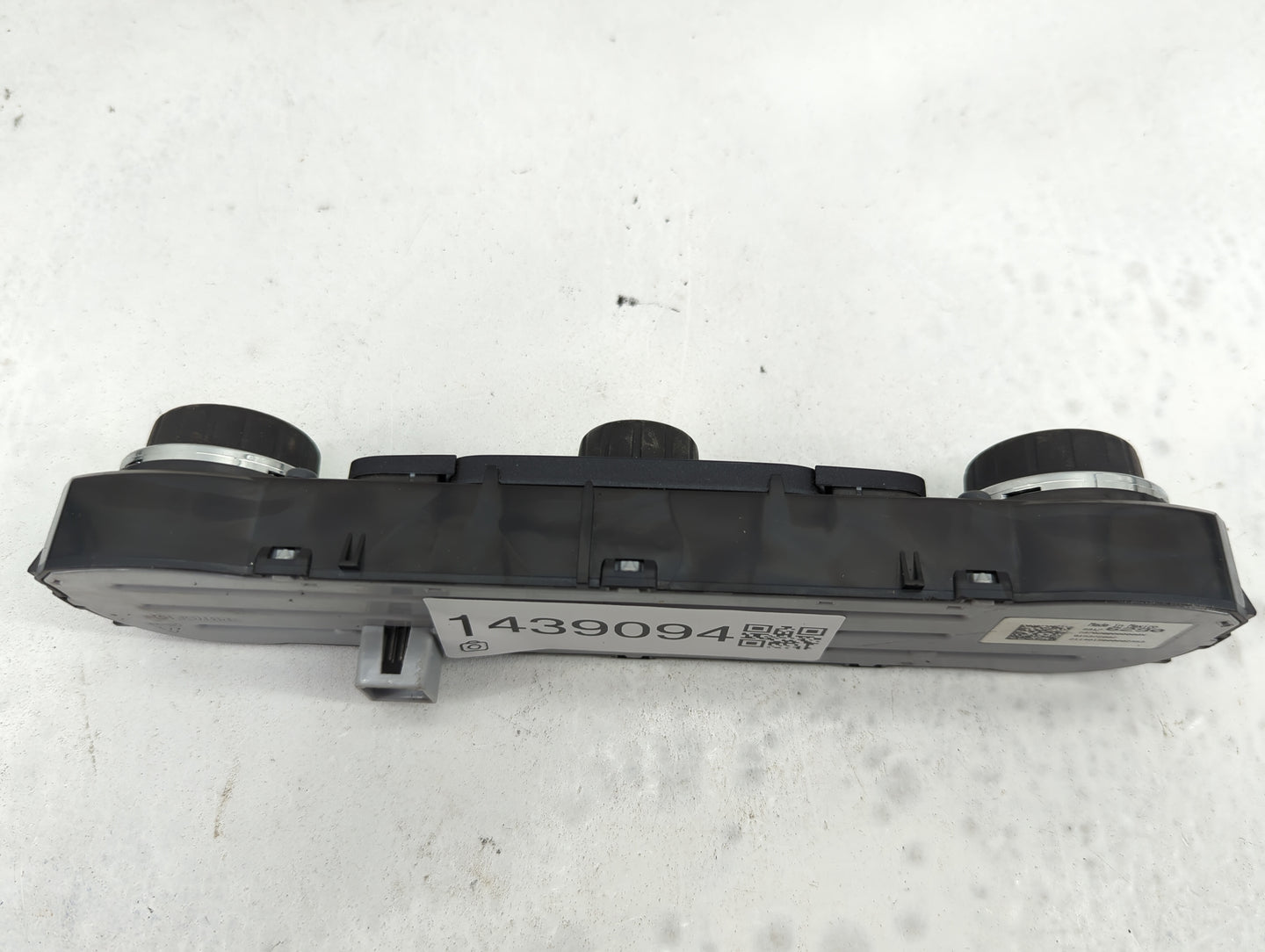 2014-2019 Chevrolet Silverado 1500 Climate Control Module Temperature AC/Heater Replacement P/N:23176290 Fits OEM Used Auto 