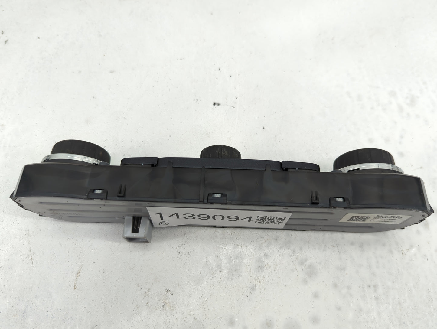 2014-2019 Chevrolet Silverado 1500 Climate Control Module Temperature AC/Heater Replacement P/N:23176290 Fits OEM Used Auto 