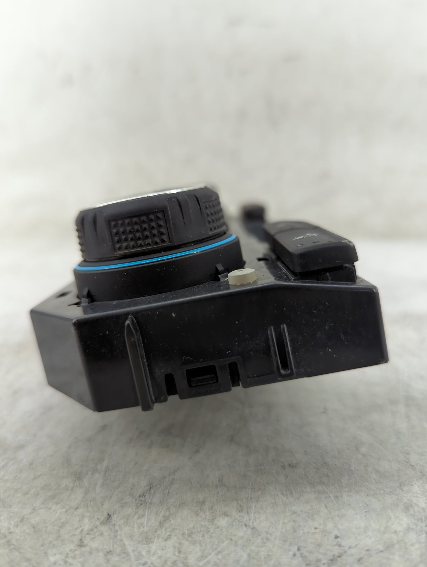 2014-2019 Chevrolet Silverado 1500 Climate Control Module Temperature AC/Heater Replacement P/N:13577102 20050 Fits OEM Used