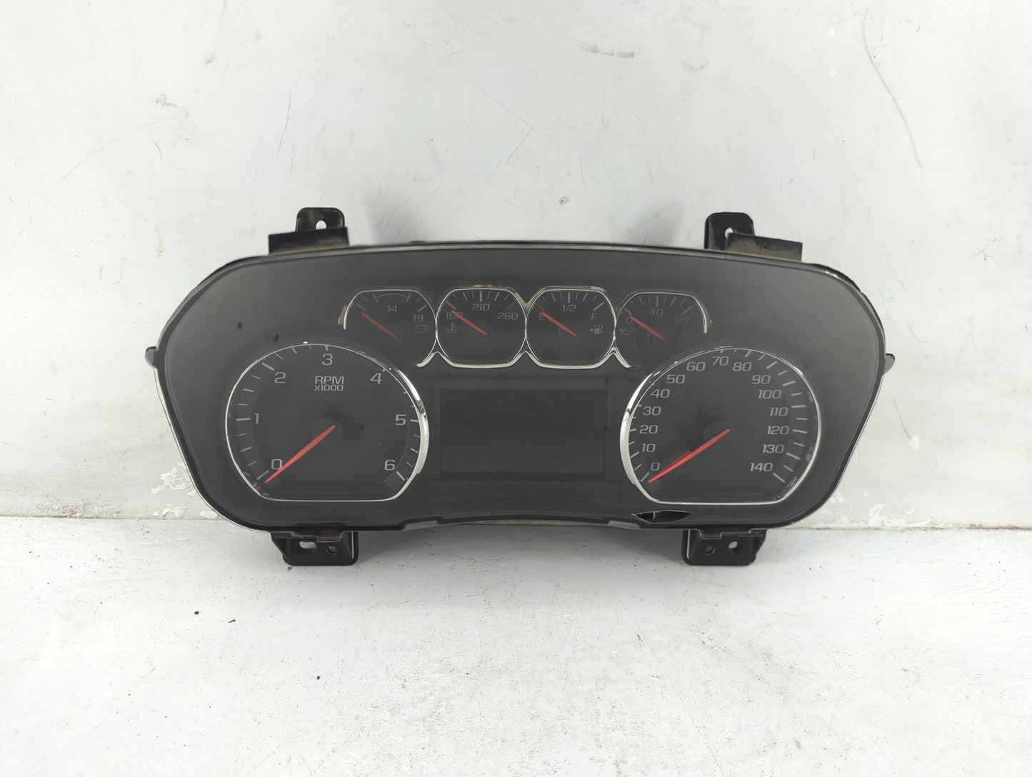 2014-2015 Chevrolet Silverado 1500 Instrument Cluster Speedometer Gauges P/N:23223540 P12312097 Fits Fits 2014 2015 2017 201