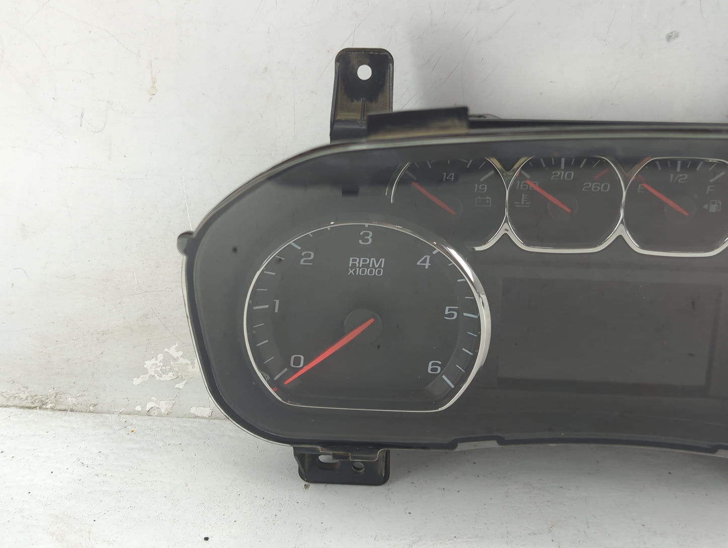 2014-2015 Chevrolet Silverado 1500 Instrument Cluster Speedometer Gauges P/N:23223540 P12312097 Fits Fits 2014 2015 2017 201