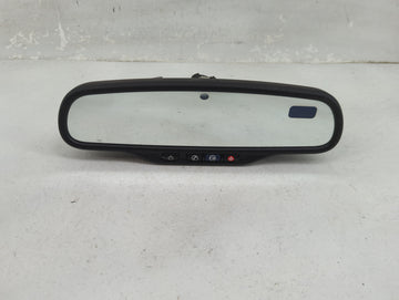 2014-2019 Chevrolet Silverado 1500 Interior Rear View Mirror Replacement OEM P/N:E11025898 Fits OEM Used Auto Parts - Oemuse