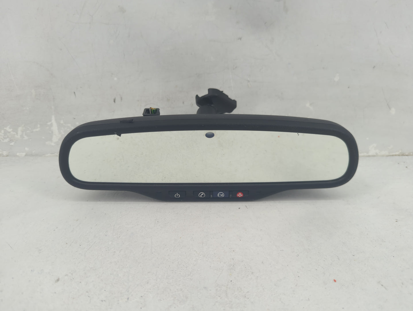 2014-2019 Chevrolet Silverado 1500 Interior Rear View Mirror Replacement OEM P/N:E11025898 Fits OEM Used Auto Parts - Oemuse