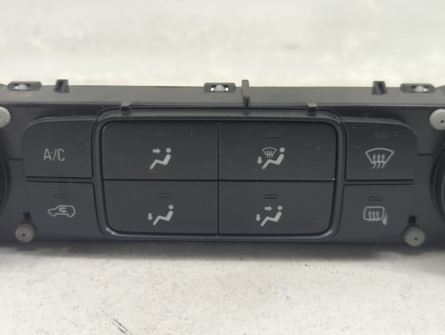 2014 Chevrolet Silverado 1500 Climate Control Module Temperature AC/Heater Replacement P/N:23176283 815372982 Fits OEM Used 