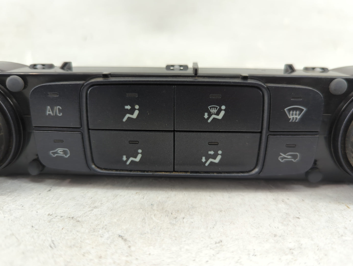 2014 Chevrolet Silverado 1500 Climate Control Module Temperature AC/Heater Replacement P/N:22176279 7370200000000X, 81537298