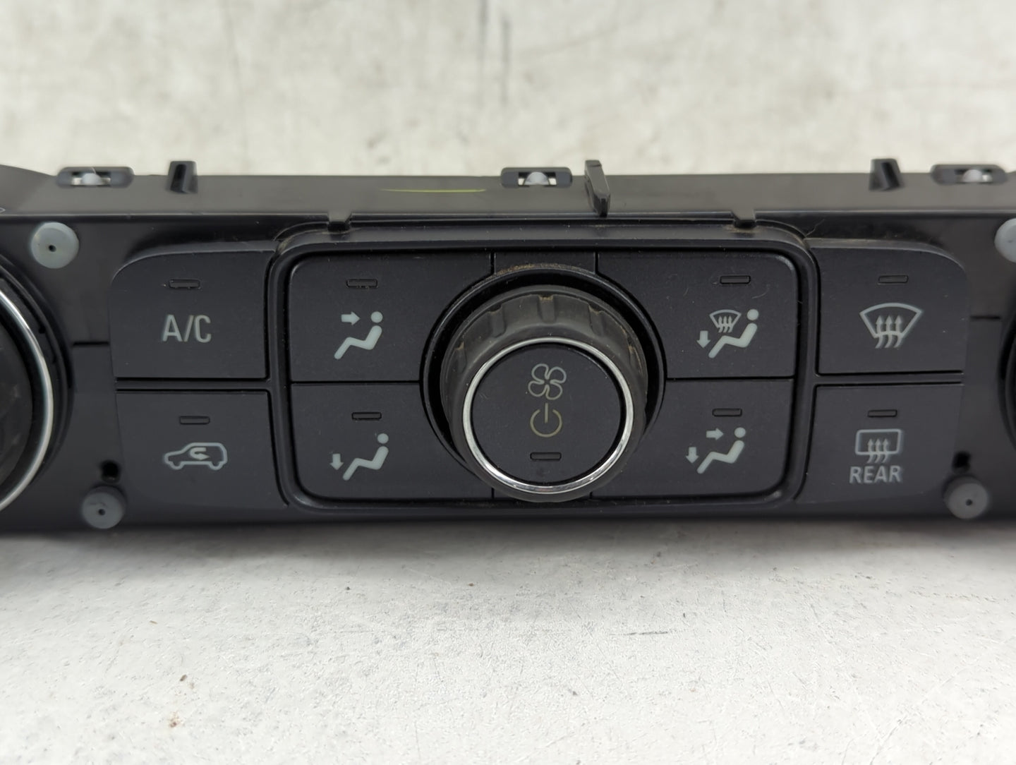 2014 Chevrolet Silverado 1500 Climate Control Module Temperature AC/Heater Replacement P/N:23176290 7370200000000X, 81537298
