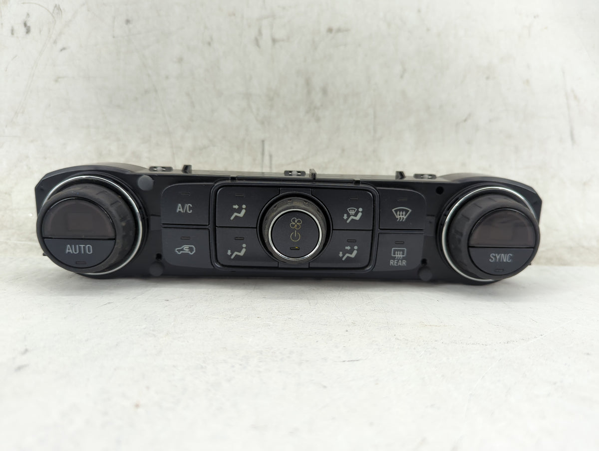 2014-2016 Chevrolet Silverado 1500 Climate Control Module Temperature AC/Heater Replacement P/N:23168157 7370200000000X Fits