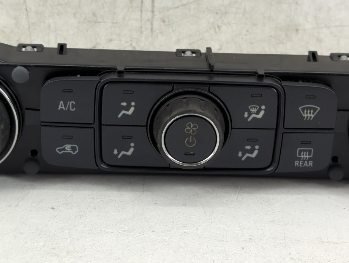 2014 Chevrolet Silverado 1500 Climate Control Module Temperature AC/Heater Replacement P/N:23168157 7370200000000X, 81537298