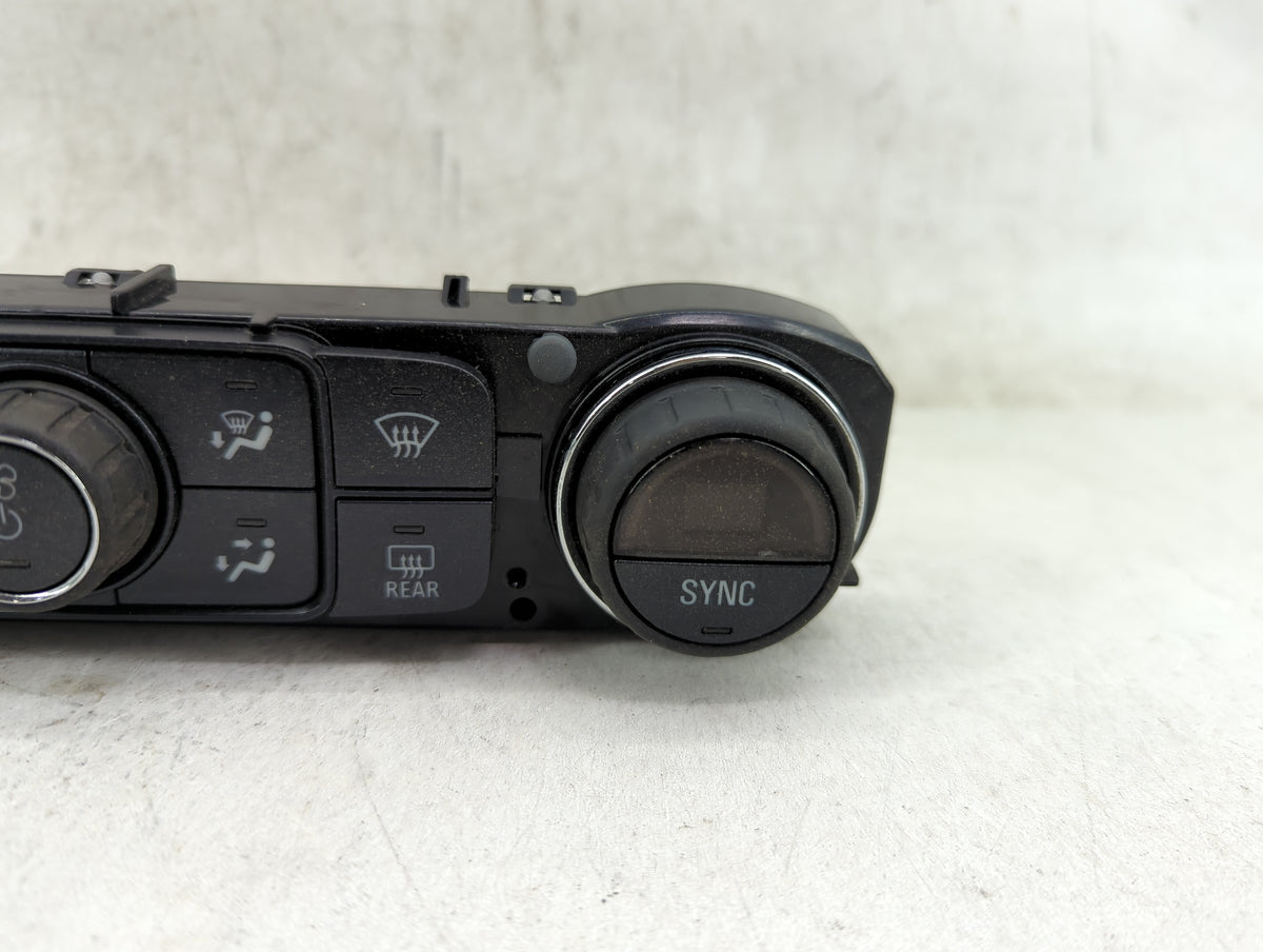 2014-2016 Chevrolet Silverado 1500 Climate Control Module Temperature AC/Heater Replacement P/N:23168157 815372982 Fits OEM 