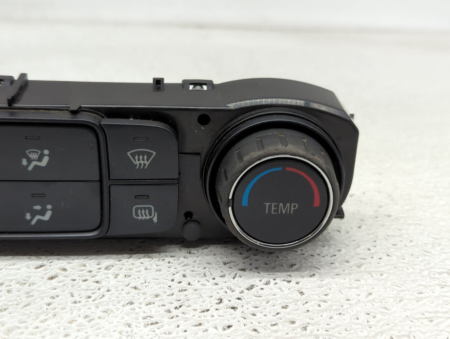 2014 Chevrolet Silverado 1500 Climate Control Module Temperature AC/Heater Replacement P/N:23168150 Fits OEM Used Auto Parts