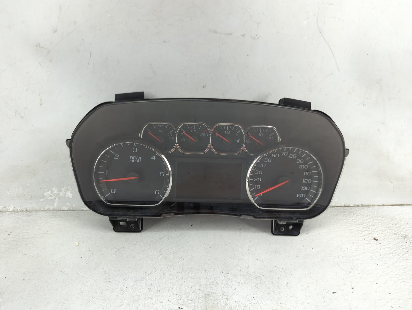 2014-2015 Chevrolet Silverado 1500 Instrument Cluster Speedometer Gauges P/N:23223540 28447462 Miles:74K Fits OEM Used Auto 
