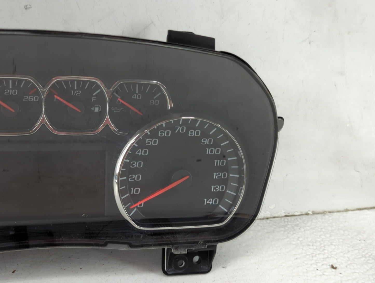 2014-2015 Chevrolet Silverado 1500 Instrument Cluster Speedometer Gauges P/N:23223540 28447462 Miles:74K Fits OEM Used Auto 