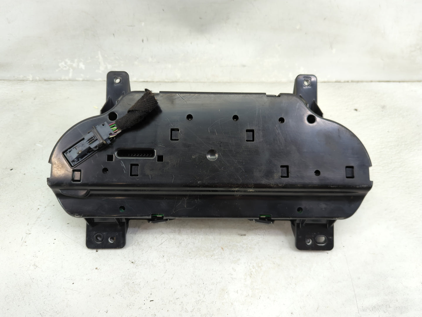 2014-2015 Chevrolet Silverado 1500 Instrument Cluster Speedometer Gauges P/N:23223540 28447462 Miles:74K Fits OEM Used Auto 