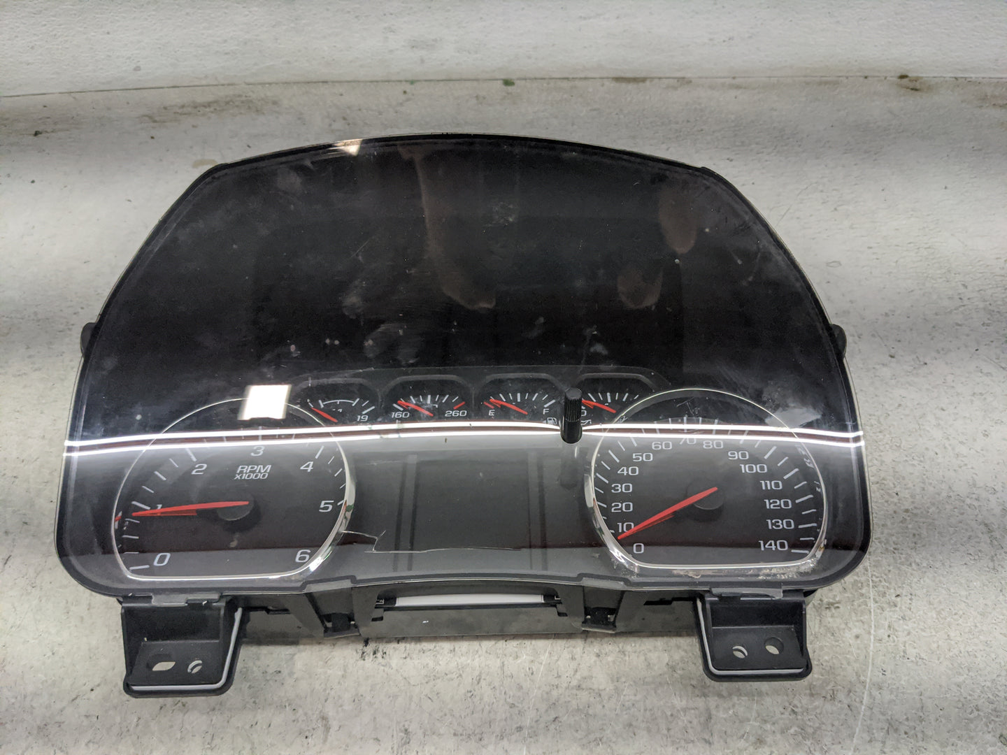 2014-2015 Chevrolet Silverado 1500 Instrument Cluster Speedometer Gauges P/N:23448509 BA2P Miles:188K Fits Fits 2014 2015 20